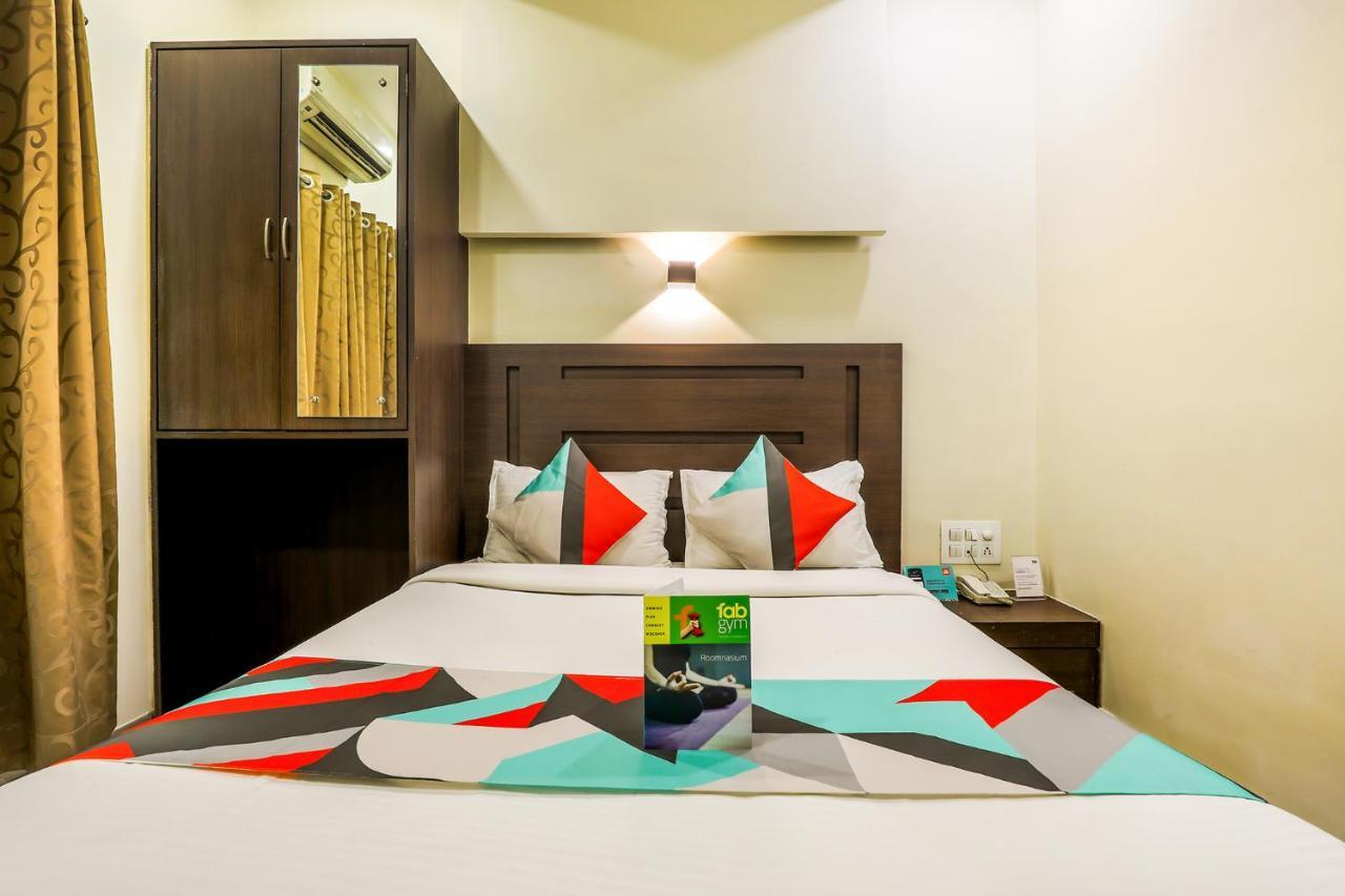 Fabexpress Adore Inn - Nr Mumbai International Airport Buitenkant foto